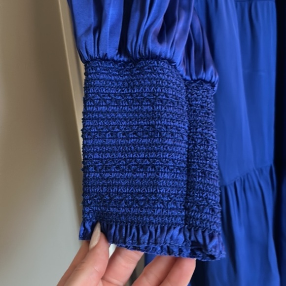 Alice and Olivia Karena Bow Back Tiered Dress - Picture 4 of 8